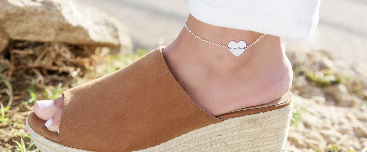 Our Summer Anklets Go-to-Guide