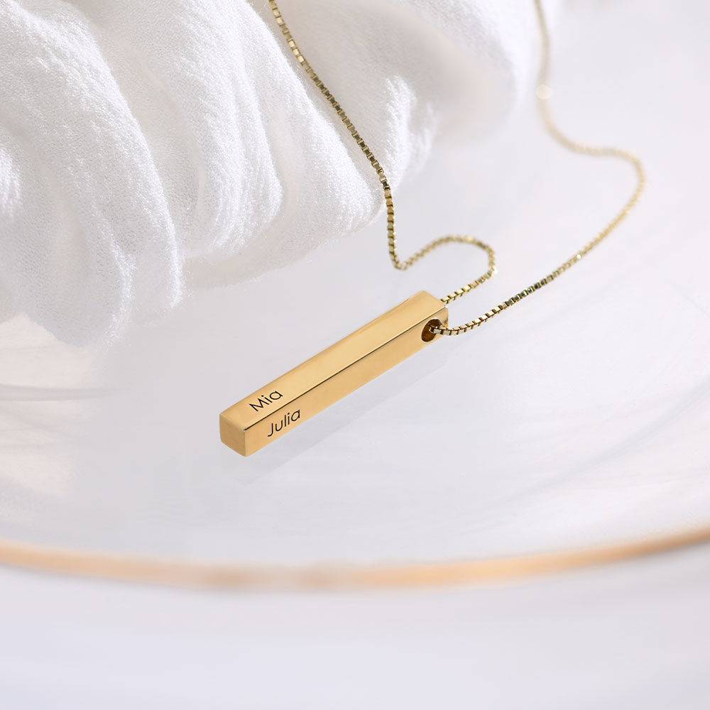Totem 3D Bar Necklace in 18k Gold Plating