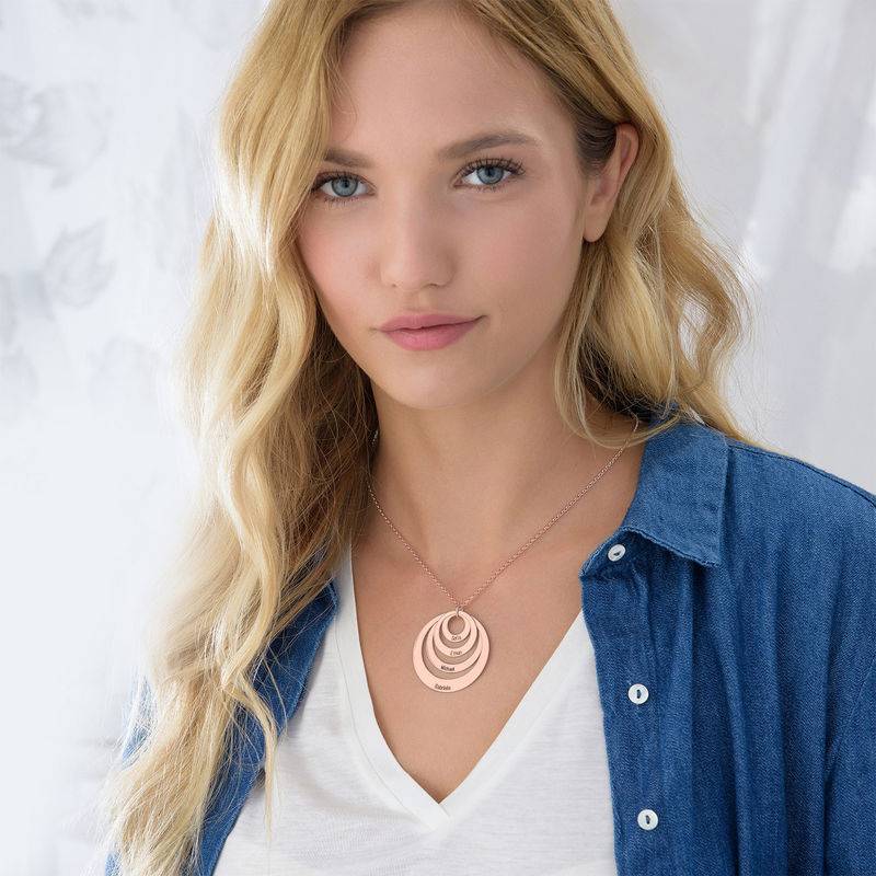 Four Open Circles Necklace with Engraving in Rose Gold Plating