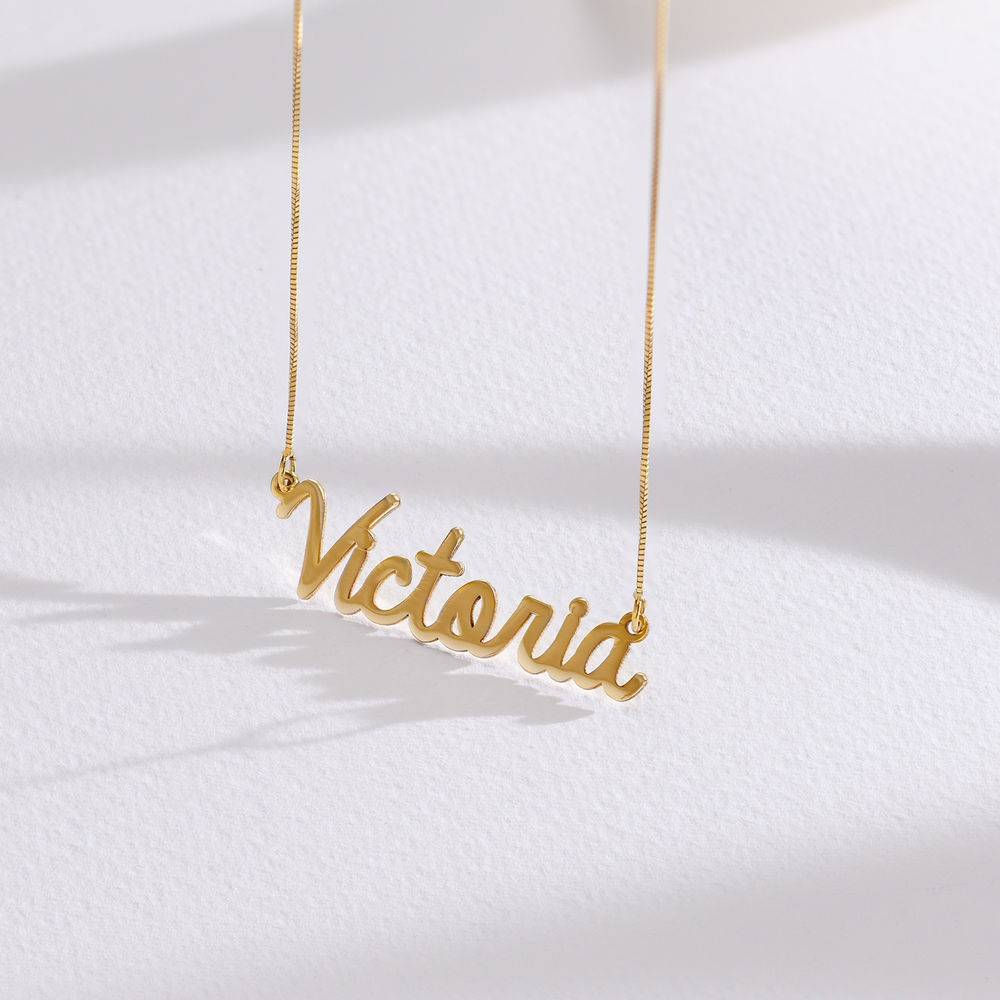 Personalized Cursive Name Necklace in 14K Gold