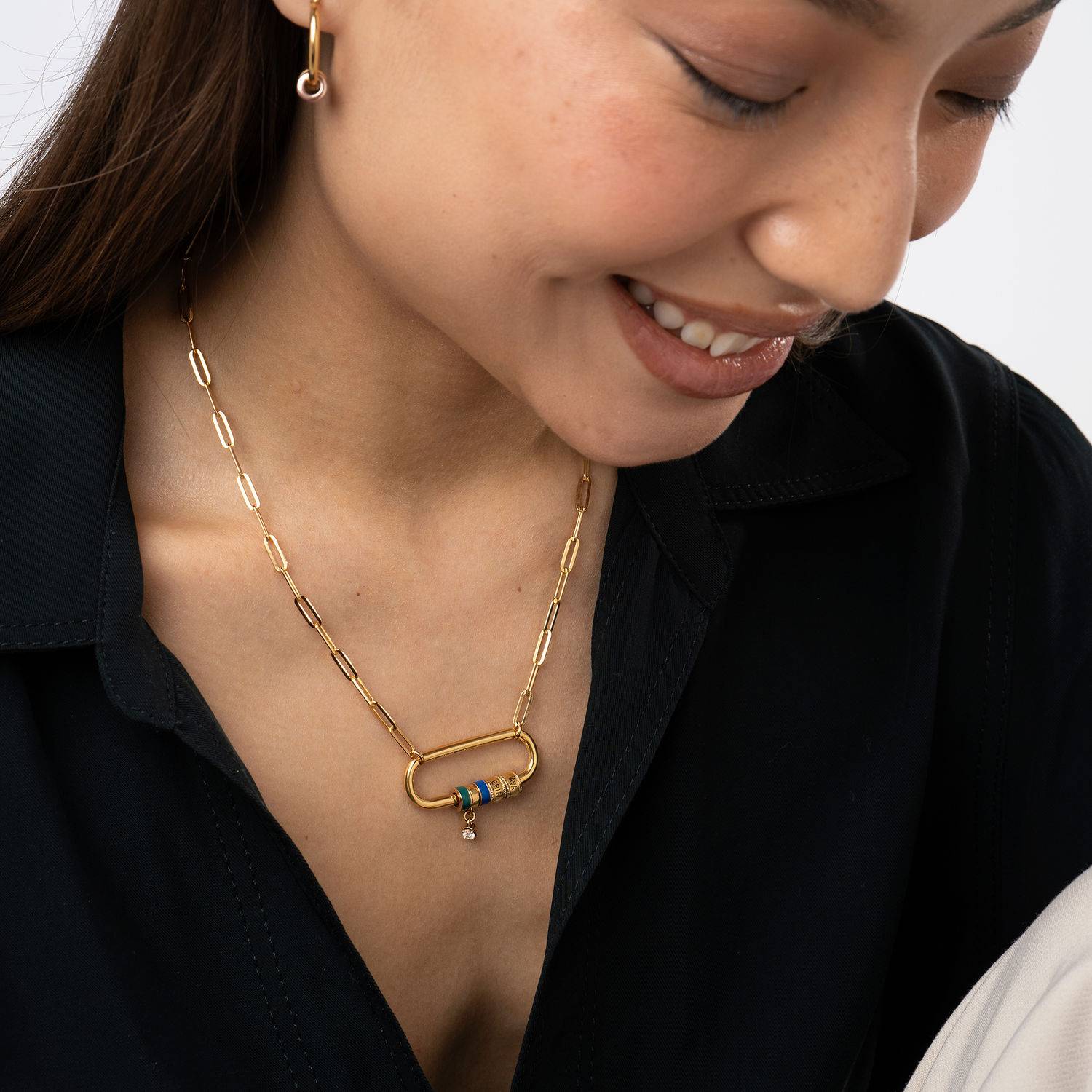 Linda Oval Clasp Necklace With Diamond in 18K Gold Vermeil-6 product photo