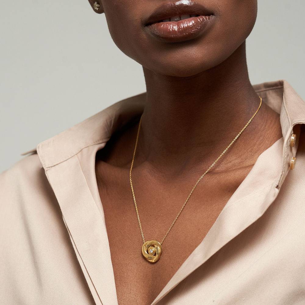 Love Knot Necklace in 18k Gold Vermeil product photo