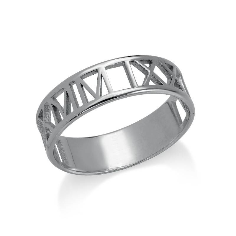 Roman Numeral Ring in Sterling Silver | My Name Necklace Canada