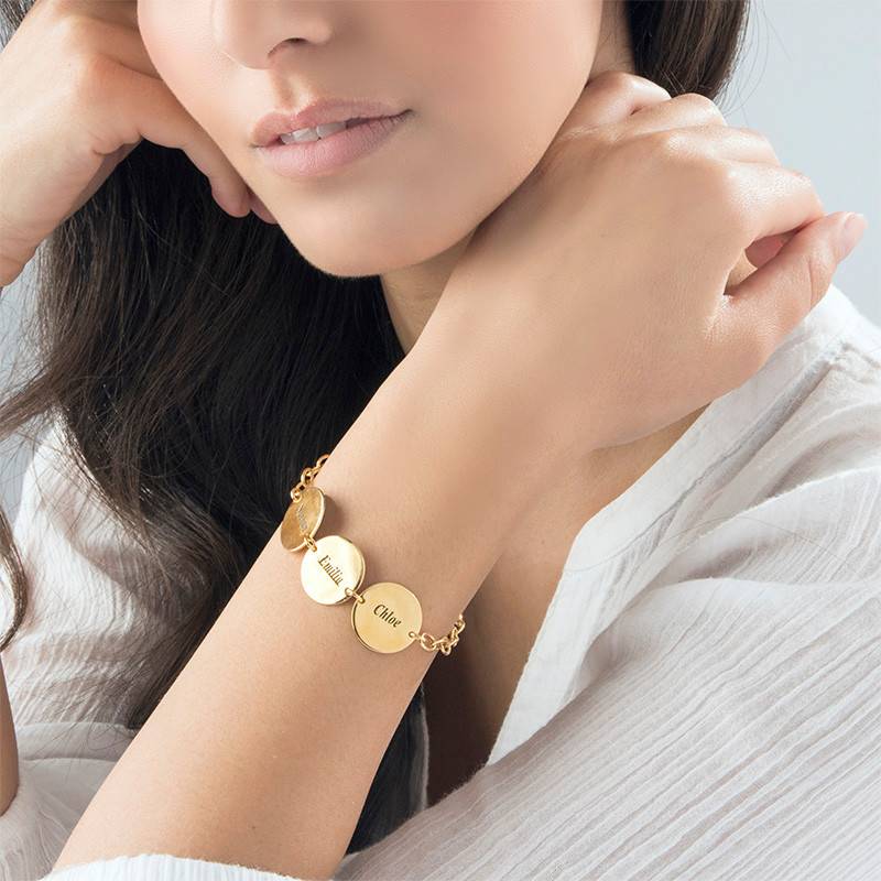 Special Gift for Mom - Disc Name Bracelet with 18K Gold Plating
