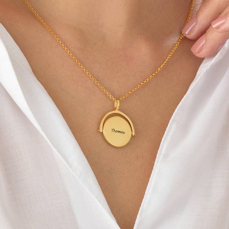 Spinning Engraved Necklace in Gold Plating