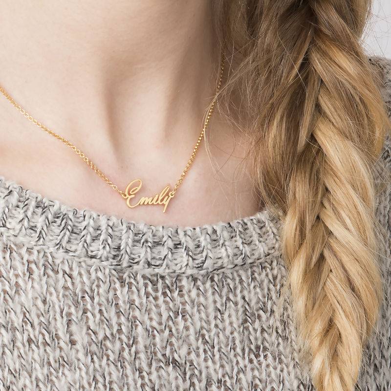 Tiny Name Necklace with 18k Gold 