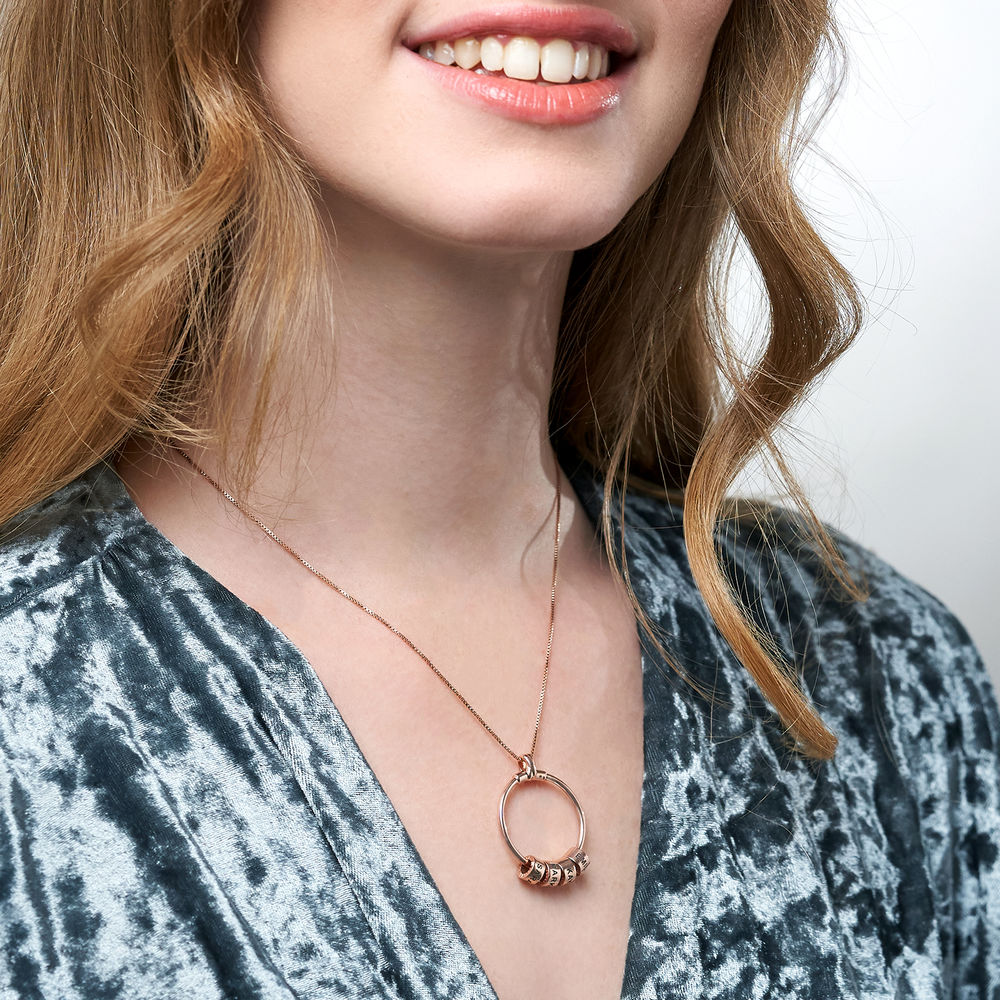 Linda Circle Pendant Necklace in 18k Rose Gold Plating - 6 product photo
