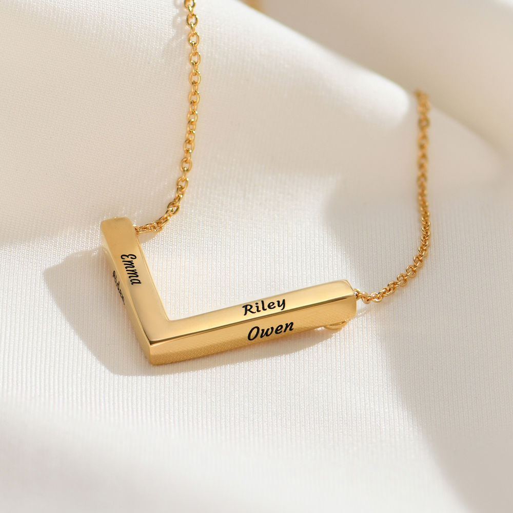 MYKA V-Necklace in in 18k Gold Plating - 2