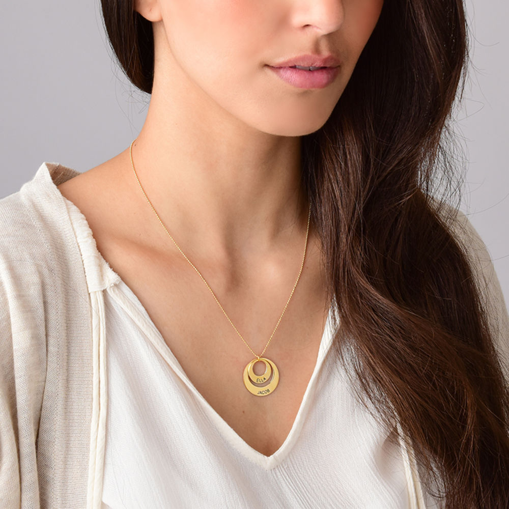 Jewelry for Moms - Disc Necklace in 10K Gold - 5