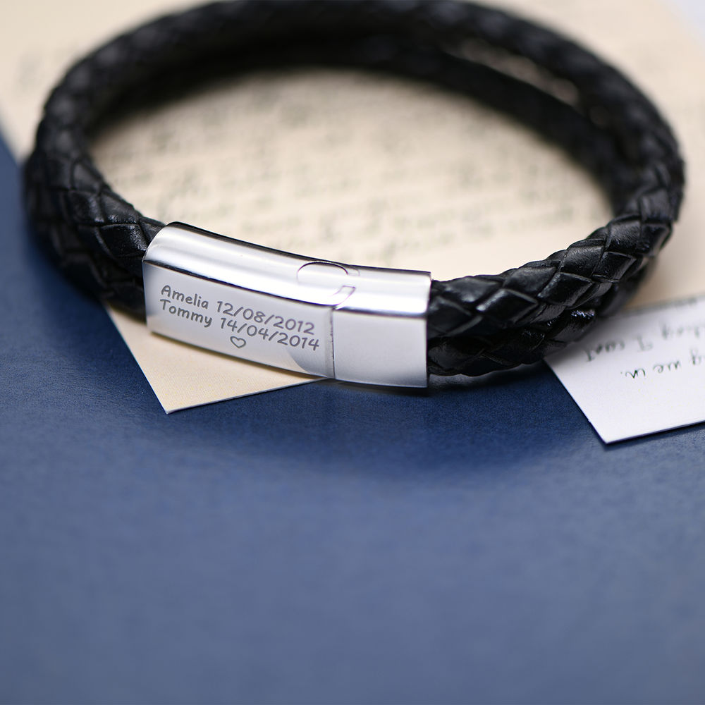 Engraved Bracelet for Men in Stainless Steel and black leather - 4 product photo